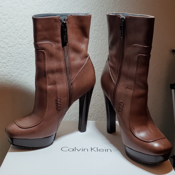 Calvin Klein Shoes - Calvin Klein Brenna Calf walnut sz 6.5